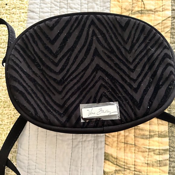 BRAND NEW VERA BRADLEY - Picture 1 of 4